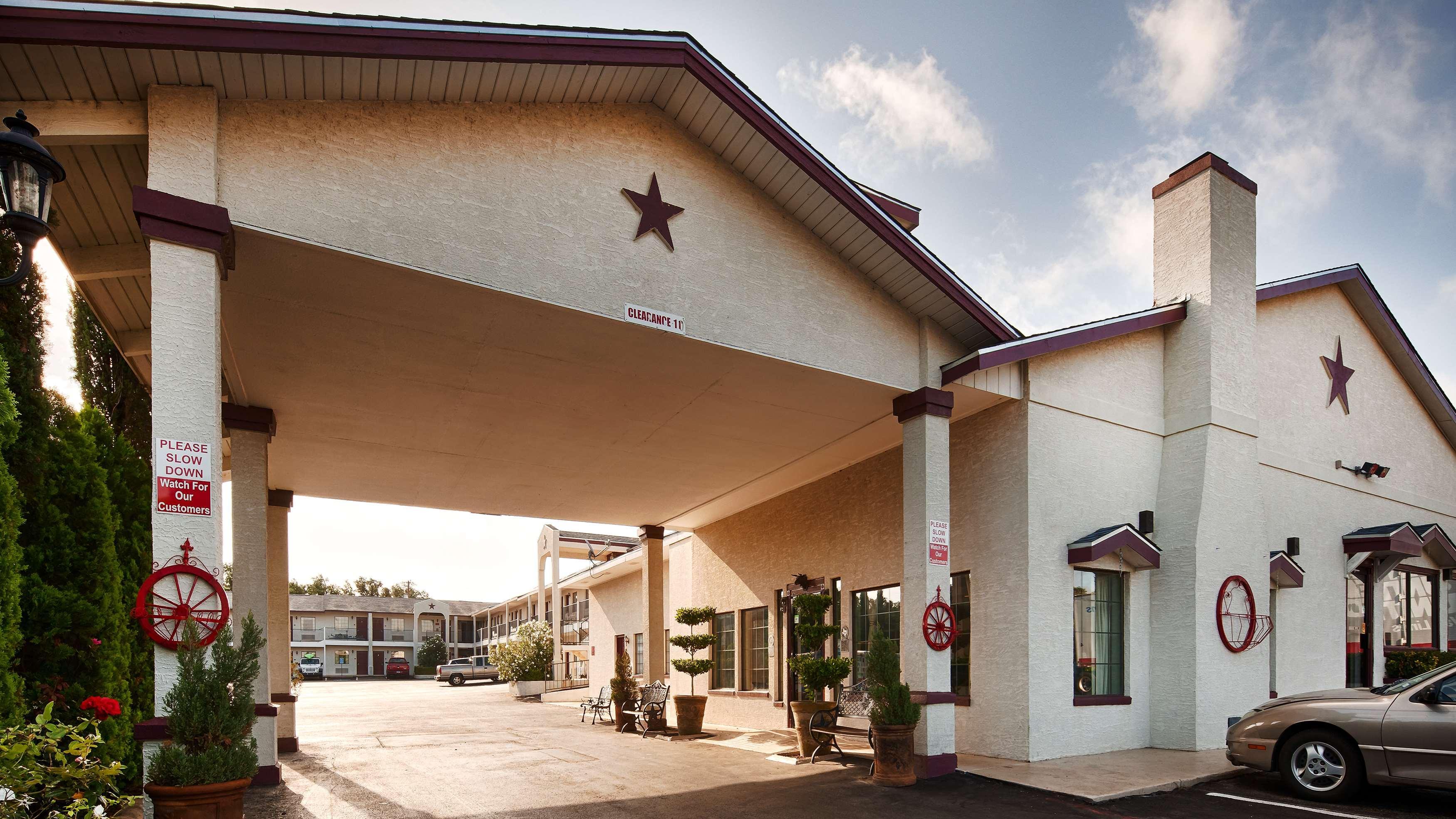Best Western Johnson City Inn Екстериор снимка