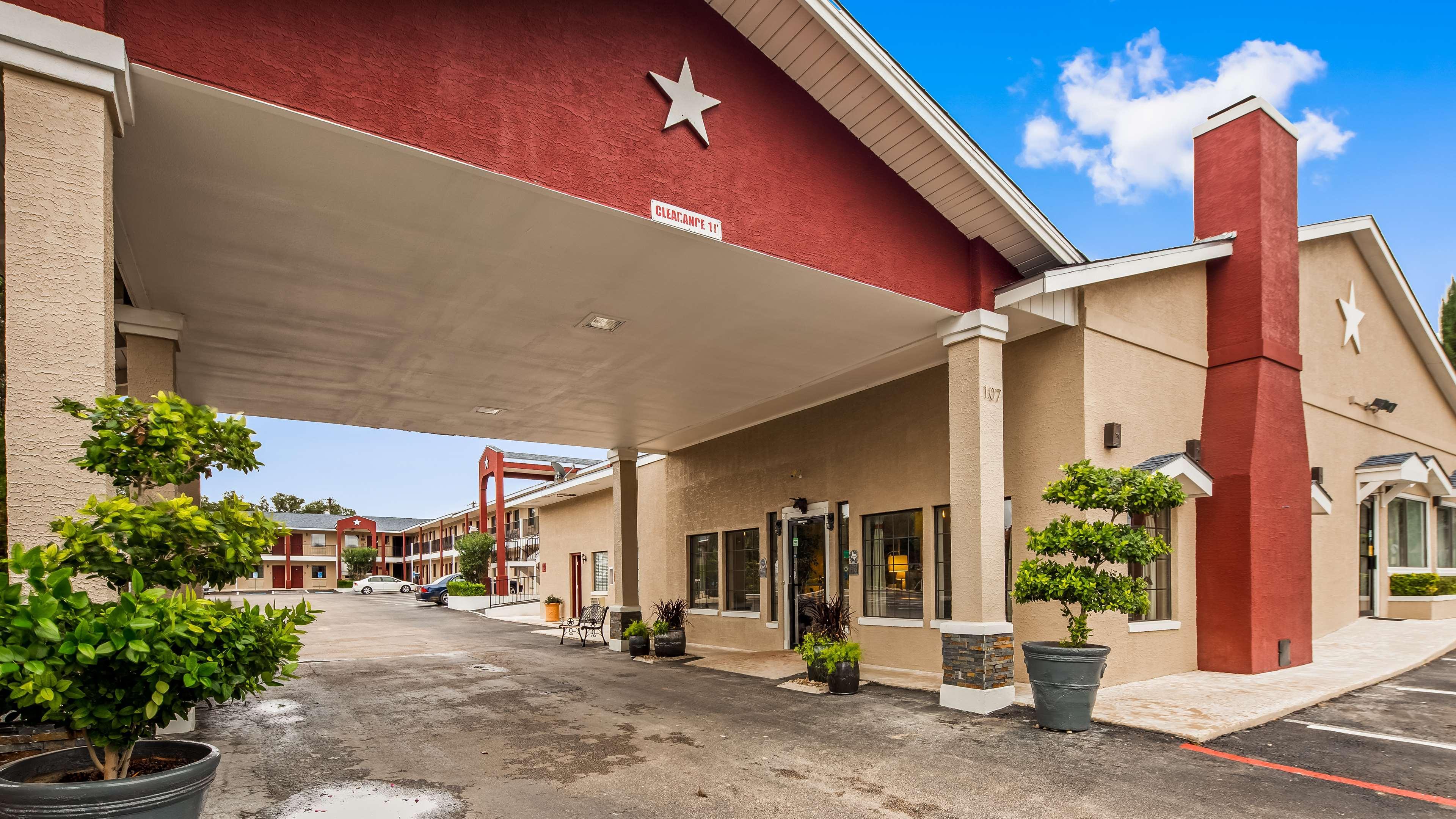 Best Western Johnson City Inn Екстериор снимка