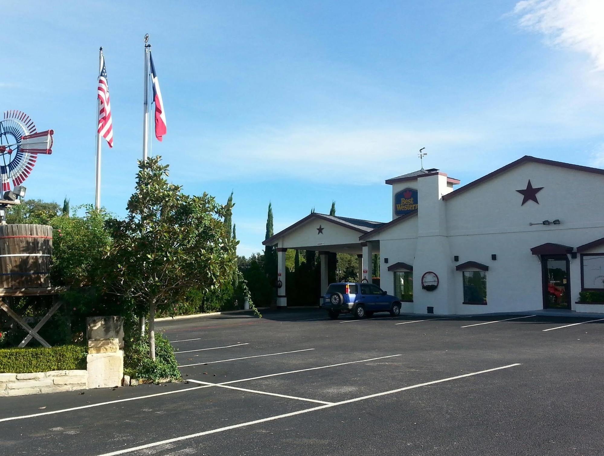 Best Western Johnson City Inn Екстериор снимка