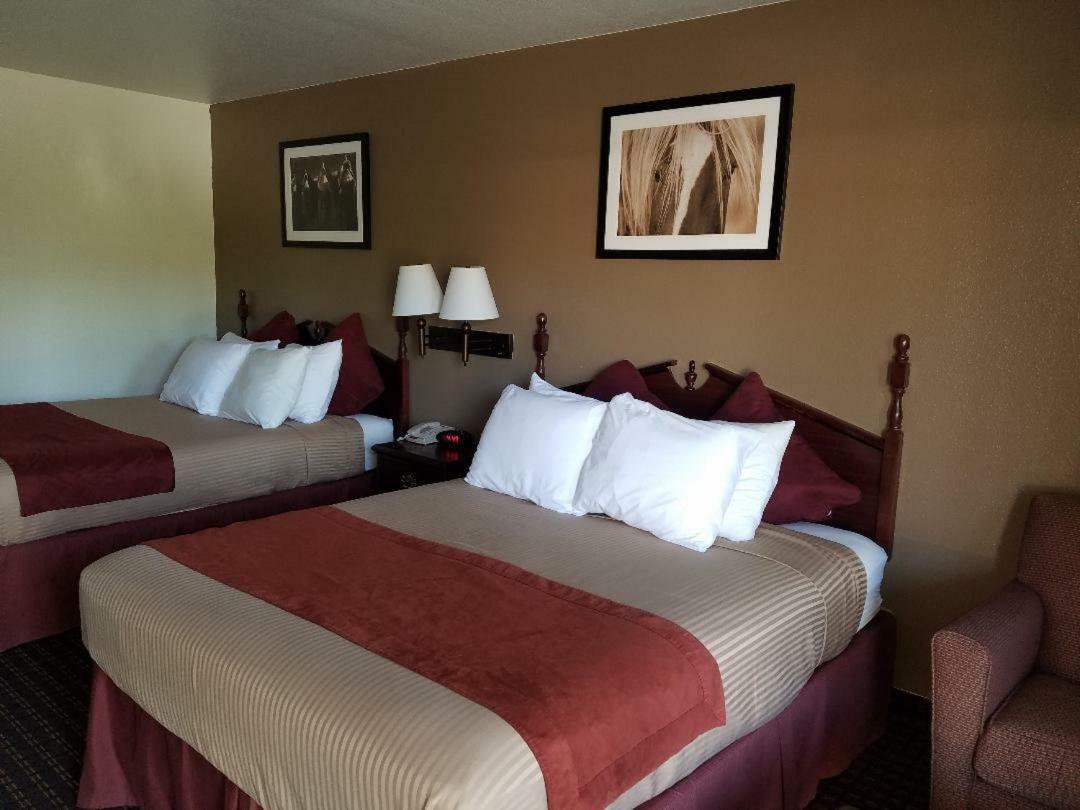 Best Western Johnson City Inn Екстериор снимка